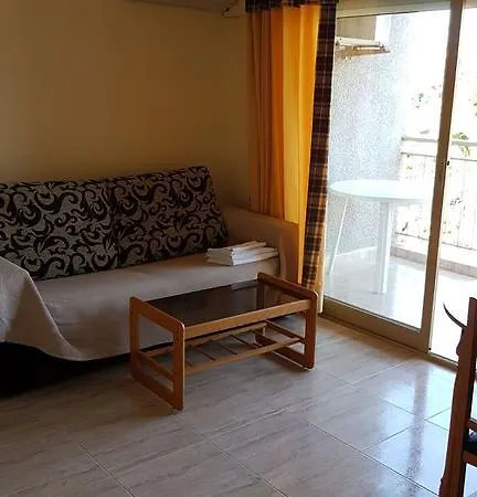 Olympia Center Apartament *